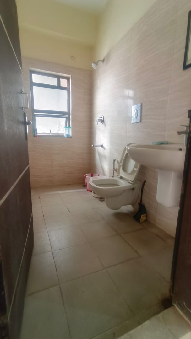 Unfurnished 2bhk in Pathar Quarry Vip Road, Pathar Quarry, Guwahati, Assam, India for Rent